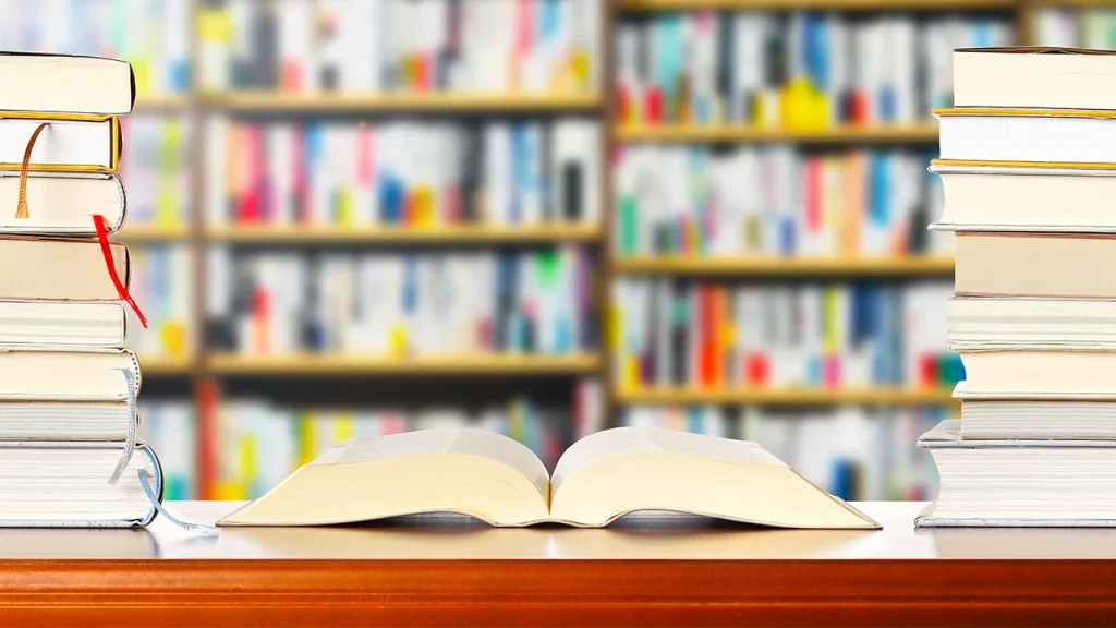 Βιβλιοπωλείο Παπαδάκης.